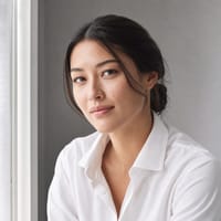 Iris Lang